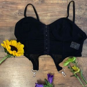 black crop top🖤❤️‍🔥